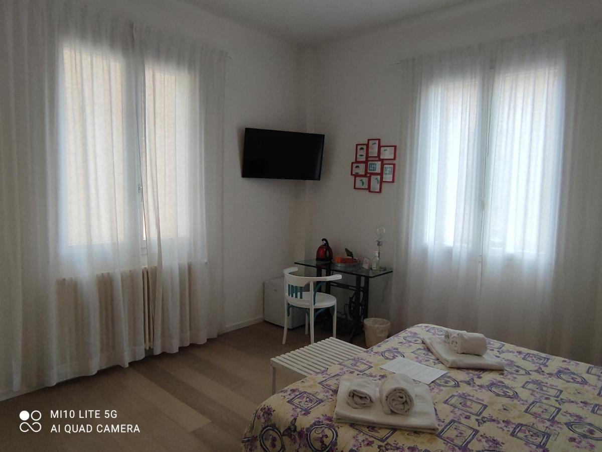 Ramo Rosso Di Paolo Natalini Bed & Breakfast Bologna Ngoại thất bức ảnh